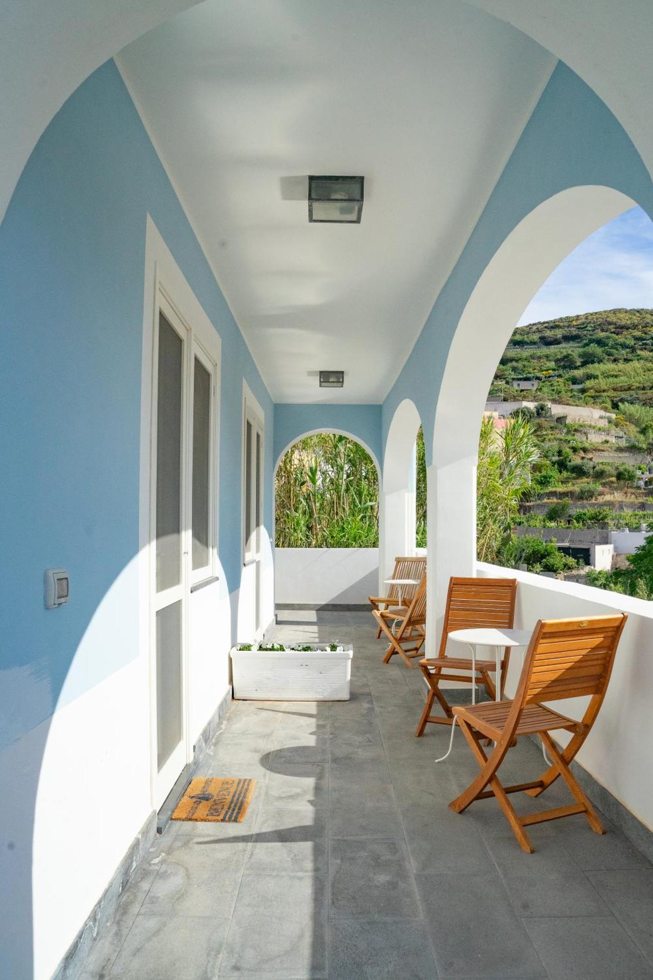 Villa Acacia Понца Экстерьер фото