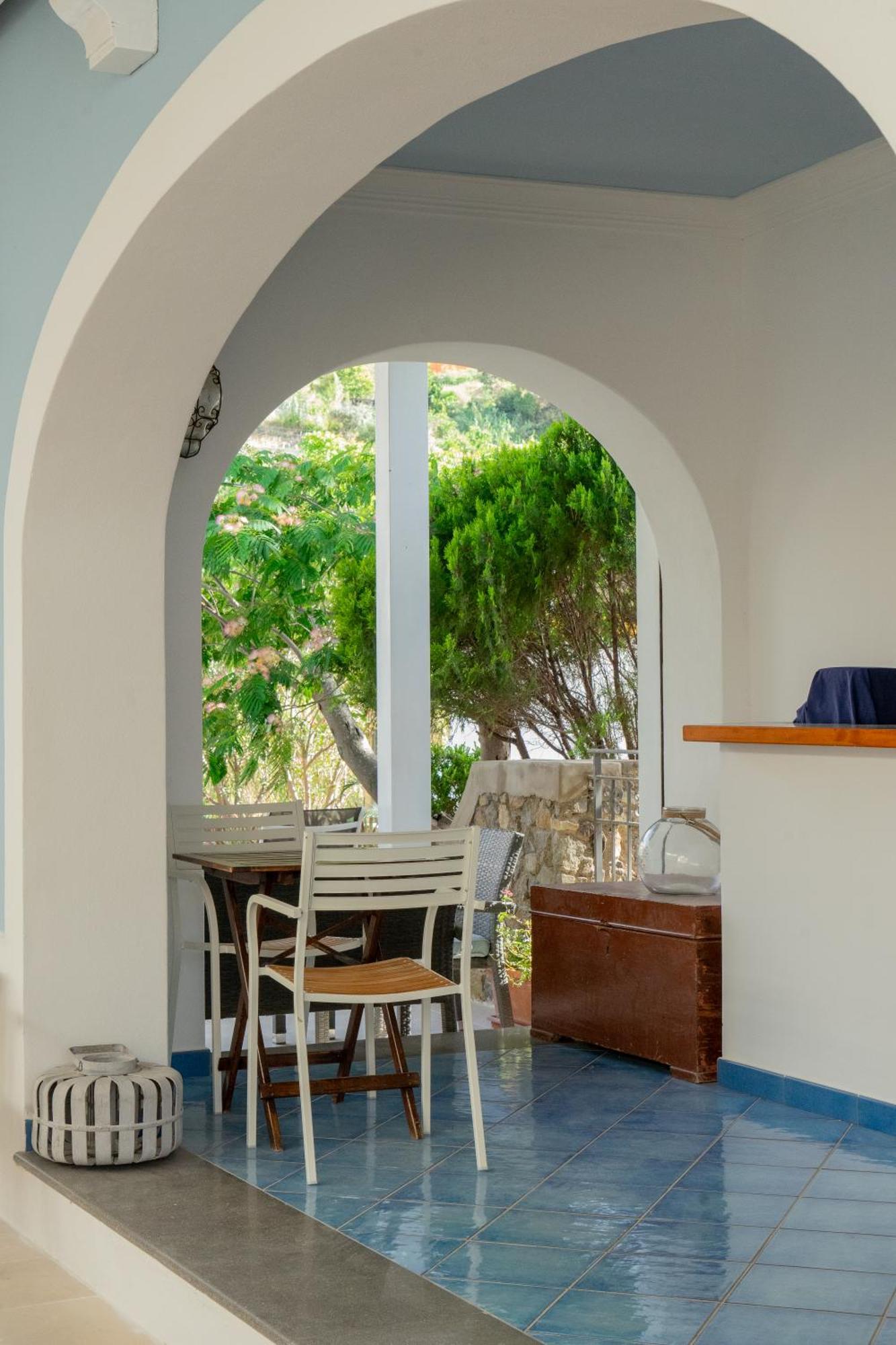 Villa Acacia Понца Экстерьер фото